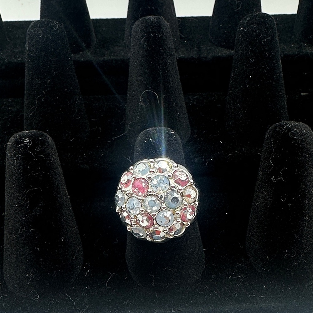 Adjustable Crystal Cluster Dome Ring - Pink & Light Blue